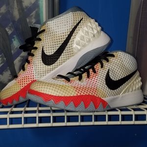 Kyrie Irving shoes